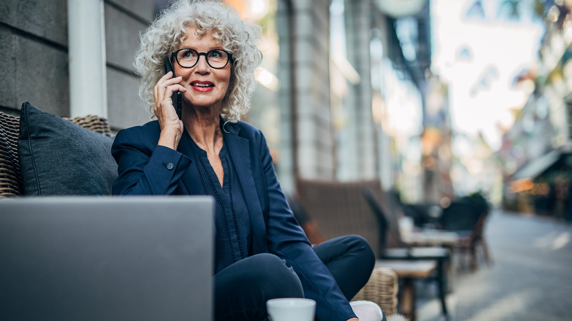 Navigating Digital Distractions & Staying Focused in the Modern Age ...